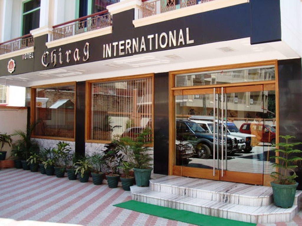 Hotel Chirag International Катра Екстер'єр фото